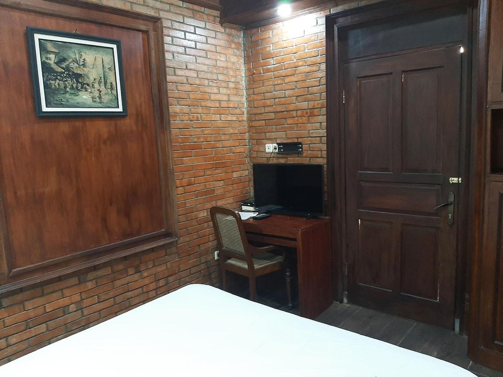 Ndalem Maharani Guest House Γιογκιακάρτα Εξωτερικό φωτογραφία